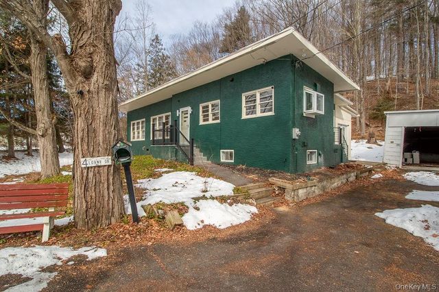 4 Lonny Drive, Ellenville, NY 12428