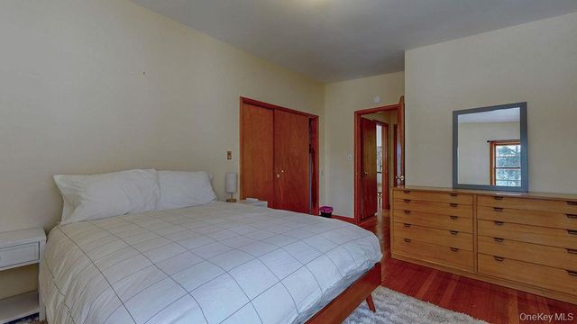 4 Lonny Drive, Ellenville, NY 12428