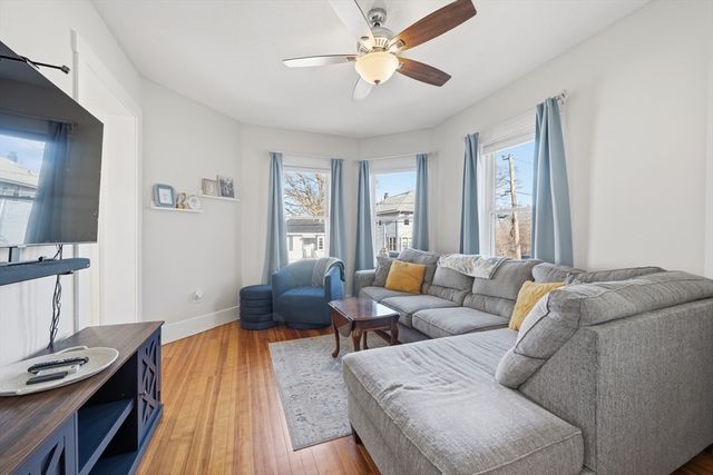 59 Webber St, Leominster, MA 01453