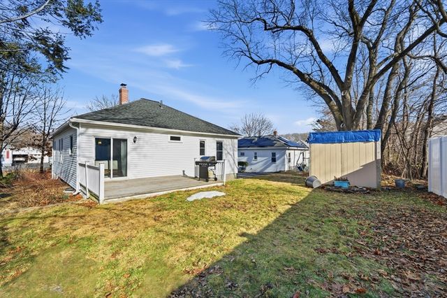 59 Webber St, Leominster, MA 01453