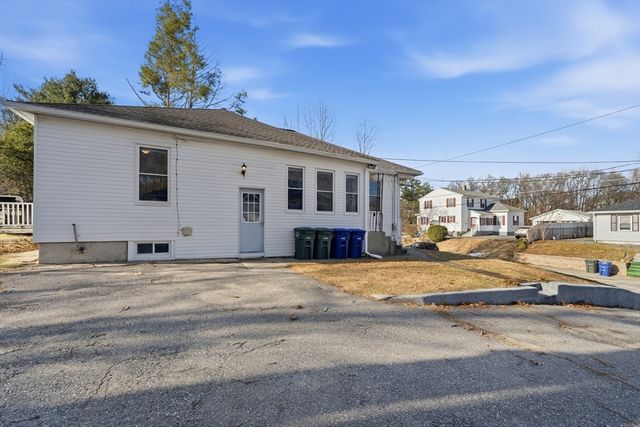 59 Webber St, Leominster, MA 01453