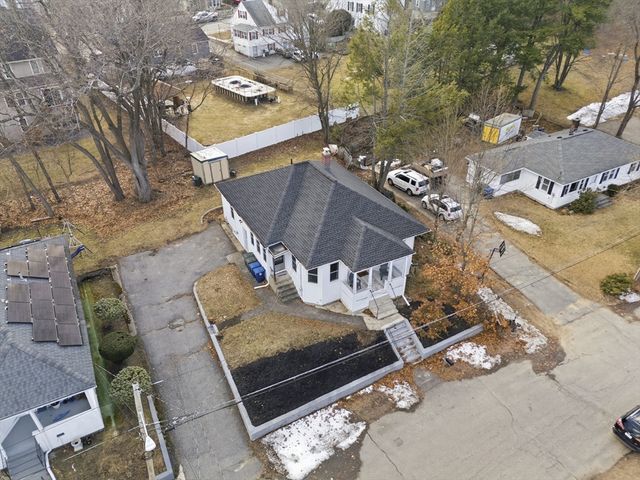 59 Webber St, Leominster, MA 01453