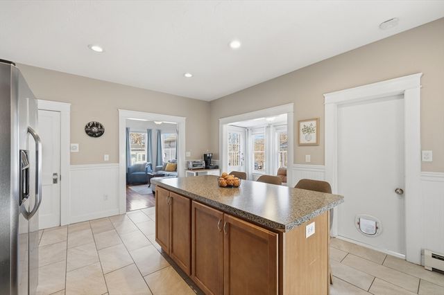 59 Webber St, Leominster, MA 01453