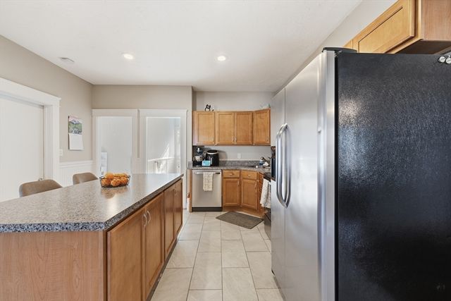 59 Webber St, Leominster, MA 01453