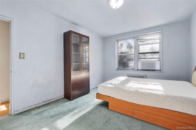 26-25 Union Street 1H, Flushing, NY 11354