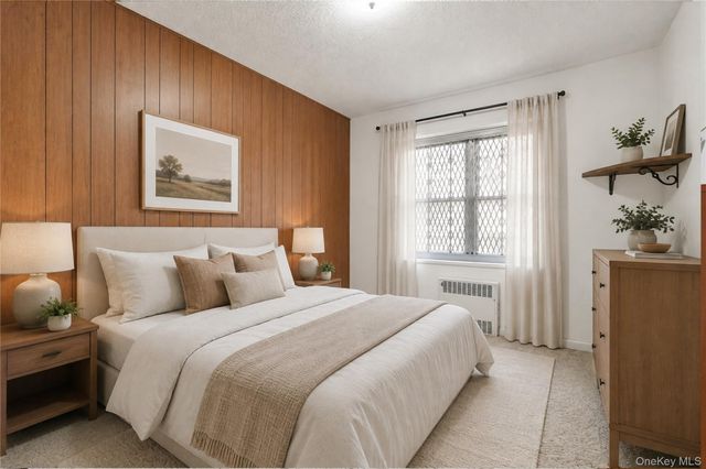 26-25 Union Street 1H, Flushing, NY 11354