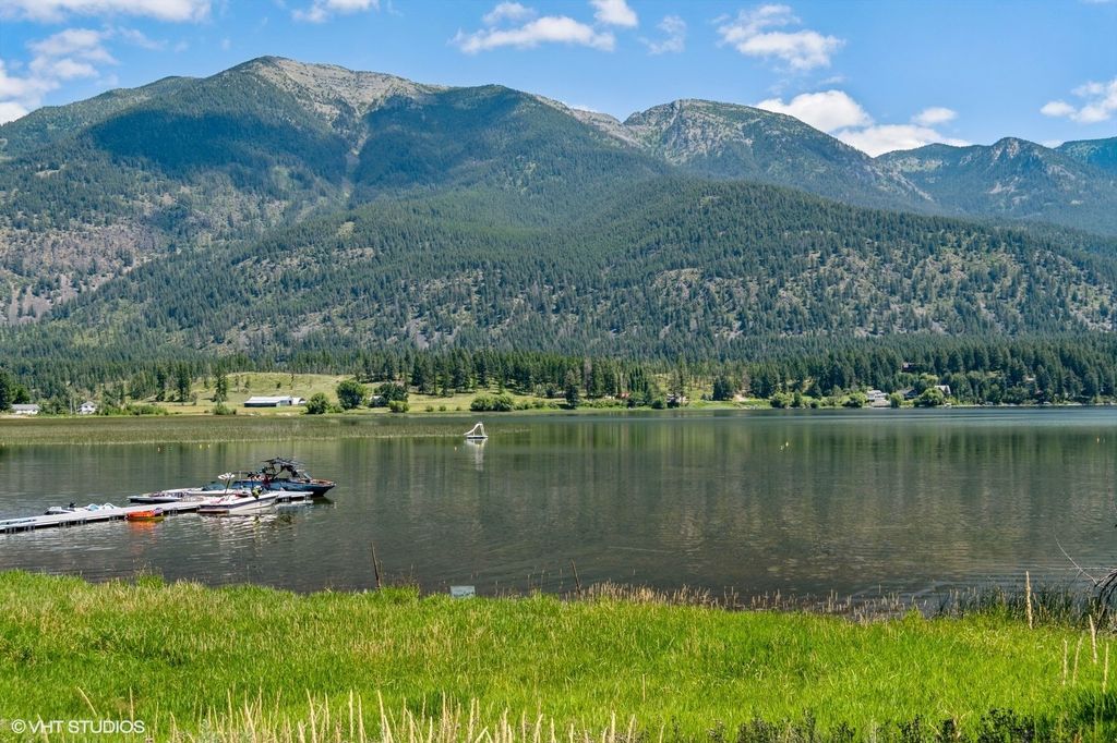 200 & 190 Weaver Lane, Kalispell, MT 59901