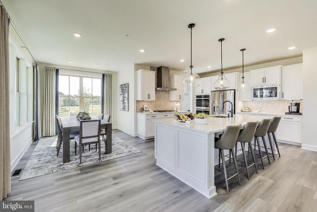 1303 CLUBHOUSE CT, Laurel, MD 20708