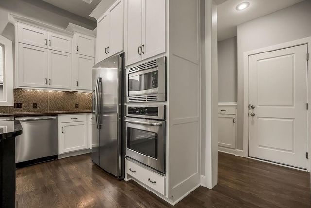 13112 W 170th Street, Overland Park, KS 66221