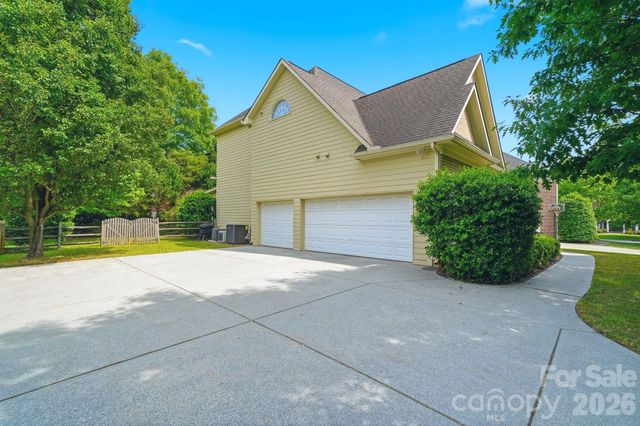 16408 Sutters Run Lane, Huntersville, NC 28078
