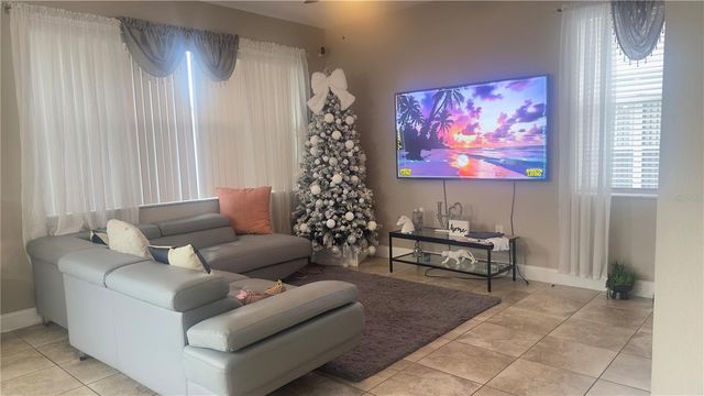 2727 AMANDA KAY WAY, Kissimmee, FL 34744