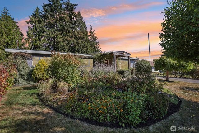 2917 227th Street SW, Brier, WA 98036
