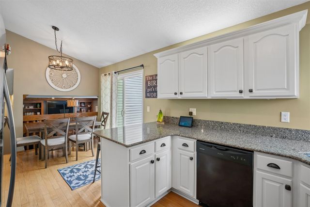 5630 Westridge Court, West Des Moines, IA 50266