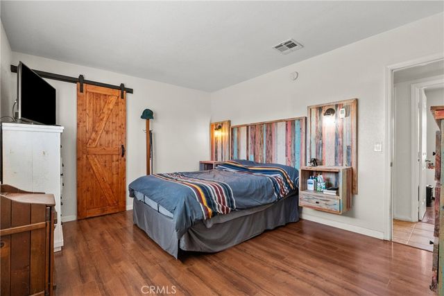 3521 E Avenue T4, Palmdale, CA 93550