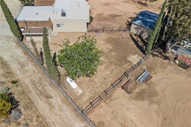 3521 E Avenue T4, Palmdale, CA 93550