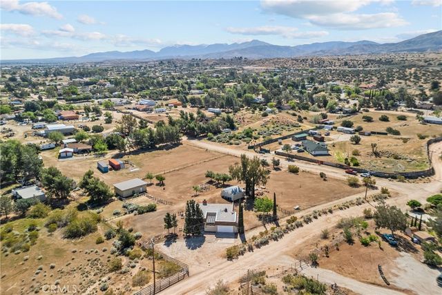 3521 E Avenue T4, Palmdale, CA 93550