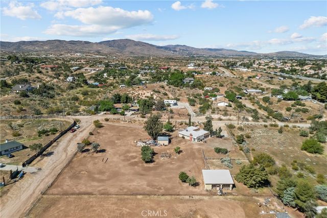 3521 E Avenue T4, Palmdale, CA 93550