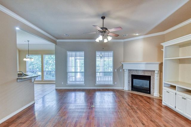 2821 Stonebridge Court, Norman, OK 73071