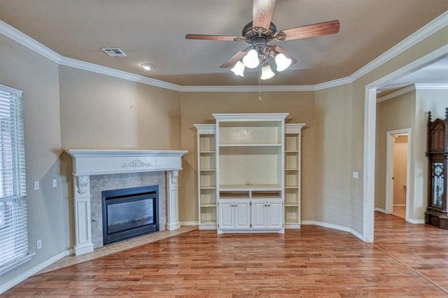 2821 Stonebridge Court, Norman, OK 73071