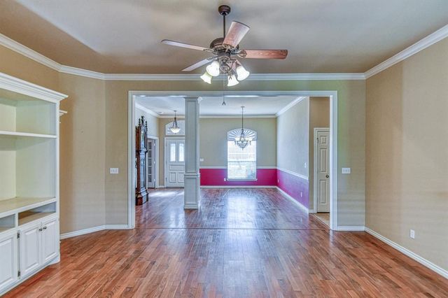 2821 Stonebridge Court, Norman, OK 73071