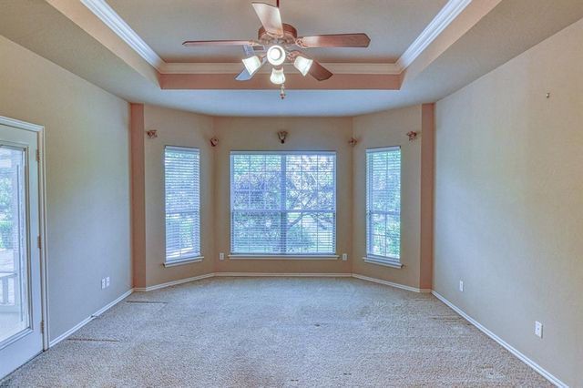 2821 Stonebridge Court, Norman, OK 73071