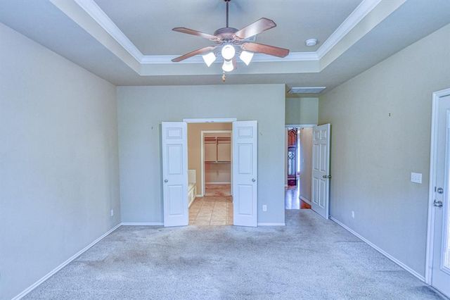 2821 Stonebridge Court, Norman, OK 73071