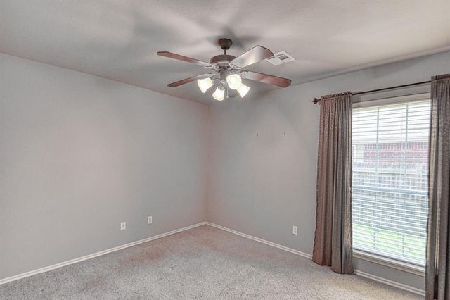 2821 Stonebridge Court, Norman, OK 73071