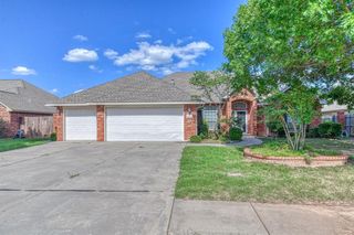 2821 Stonebridge Court, Norman, OK 73071