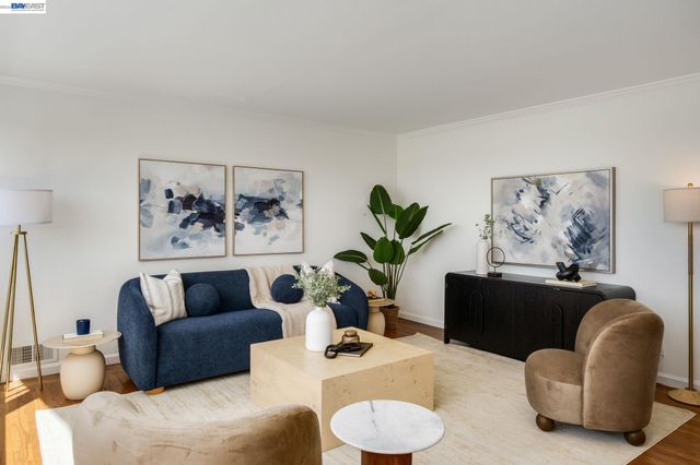 5265 Winifred Dr, Castro Valley, CA 94546