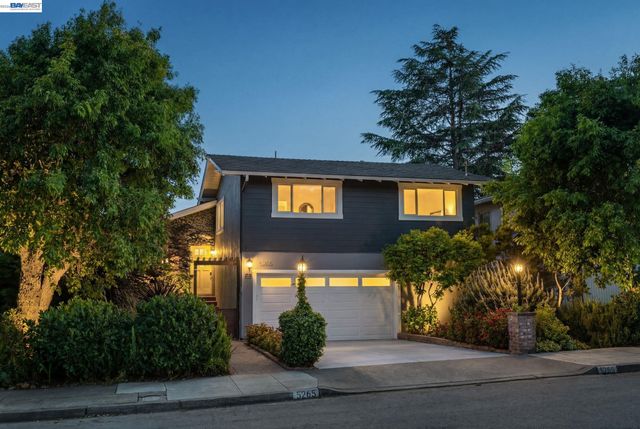 5265 Winifred Dr, Castro Valley, CA 94546