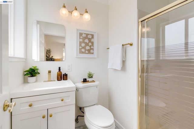 5265 Winifred Dr, Castro Valley, CA 94546