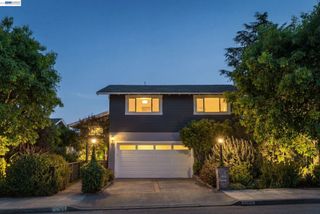 5265 Winifred Dr, Castro Valley, CA 94546