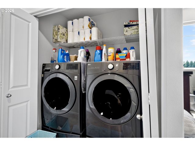 7162 Nw ELISE Ave, Portland, OR 97229