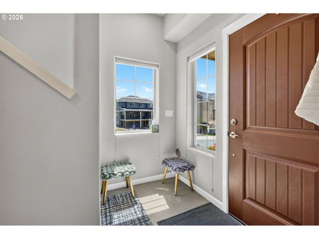 7162 Nw ELISE Ave, Portland, OR 97229