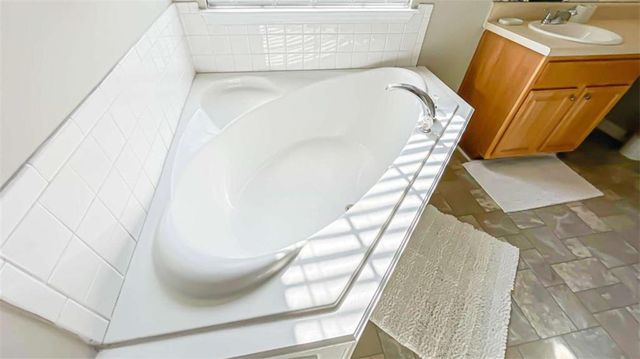 80 Greenway Drive, Covington, GA 30016