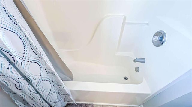 80 Greenway Drive, Covington, GA 30016