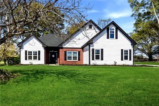 370 Olde Wick Trail, Hoschton, GA 30548