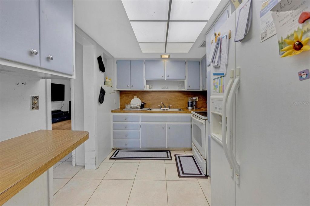 Image 12 of property listing at 6101 PINE TERRACE, Plantation, FL 33317