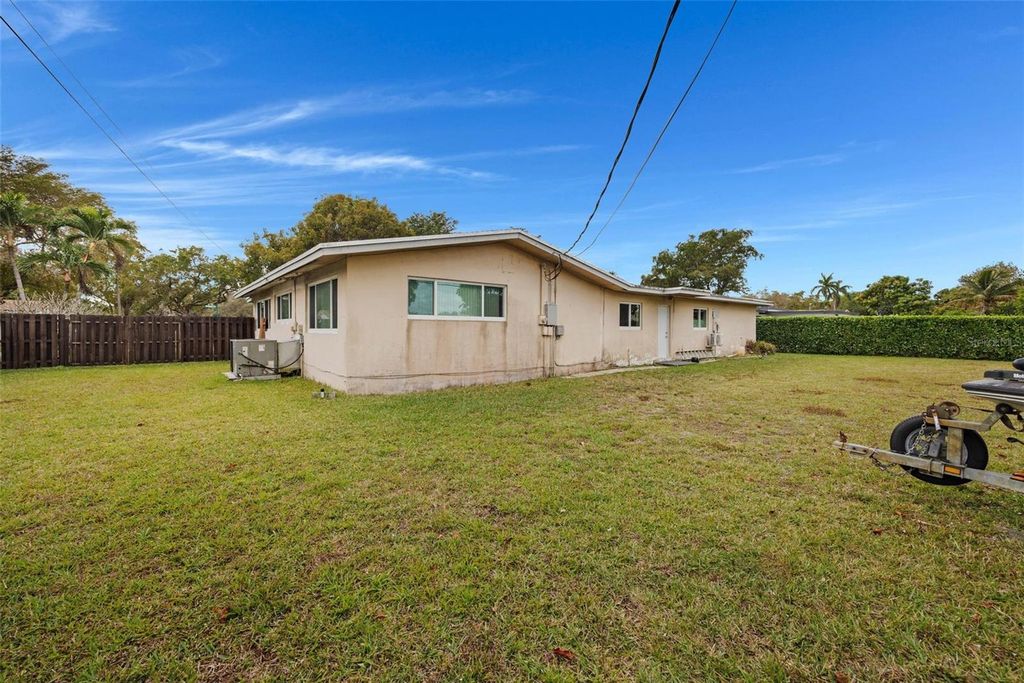 Image 40 of property listing at 6101 PINE TERRACE, Plantation, FL 33317