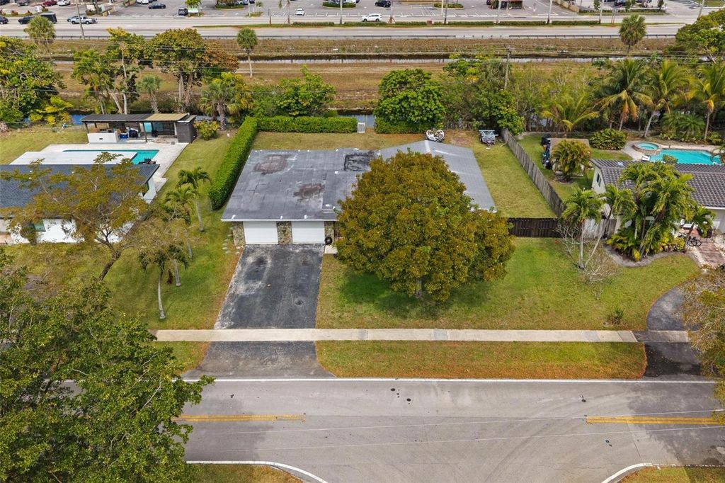 Image 42 of property listing at 6101 PINE TERRACE, Plantation, FL 33317