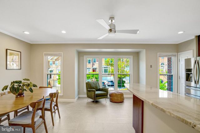 5757 GOVERNORS POND CIR, Alexandria, VA 22310