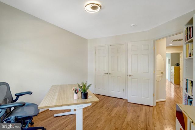 5757 GOVERNORS POND CIR, Alexandria, VA 22310