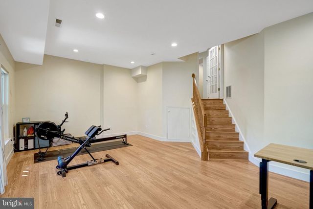 5757 GOVERNORS POND CIR, Alexandria, VA 22310