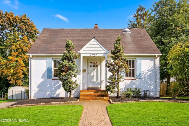 78 Clinton Avenue, Eatontown, NJ 07724