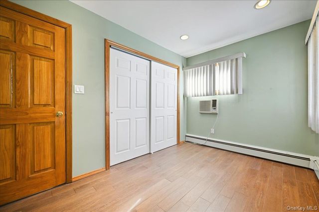 29 Disc Lane, Wantagh, NY 11793