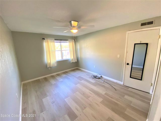 2170 Knox Mcrae Drive 5, Titusville, FL 32780