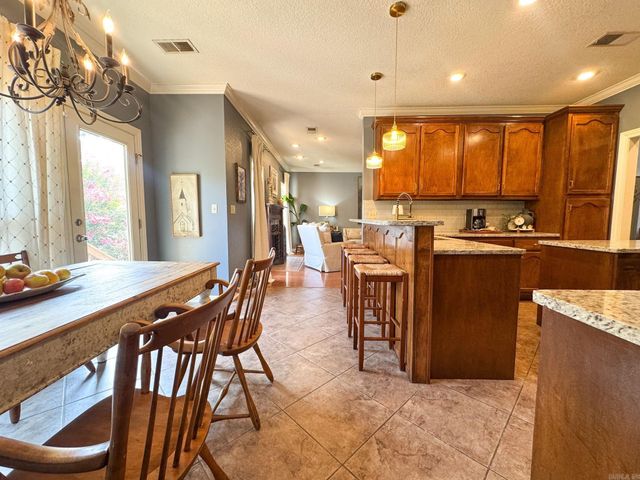 2021 Boundary Oaks Drive, Jonesboro, AR 72404