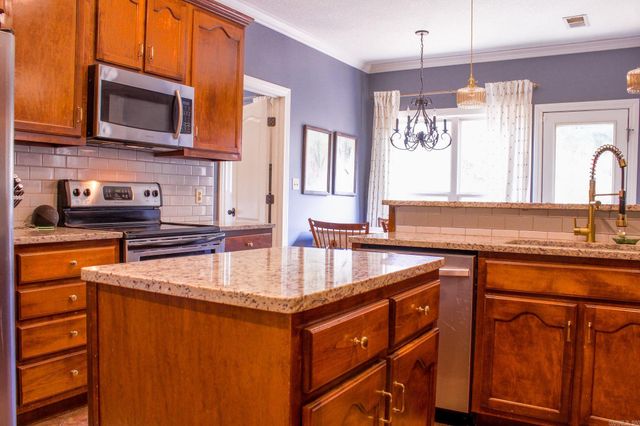 2021 Boundary Oaks Drive, Jonesboro, AR 72404