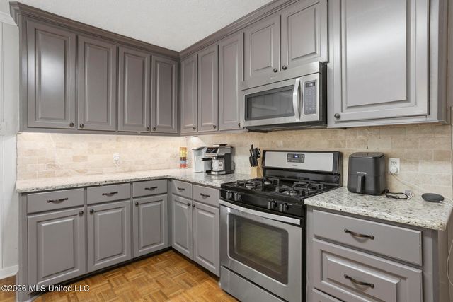 4039 Berkley Drive, Jackson, MS 39211