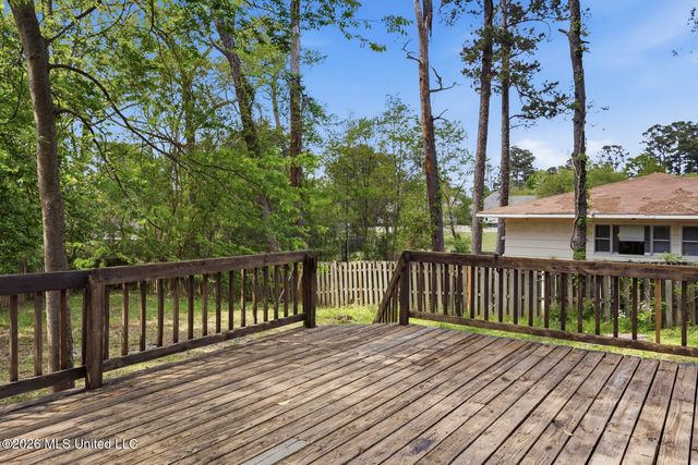 4039 Berkley Drive, Jackson, MS 39211
